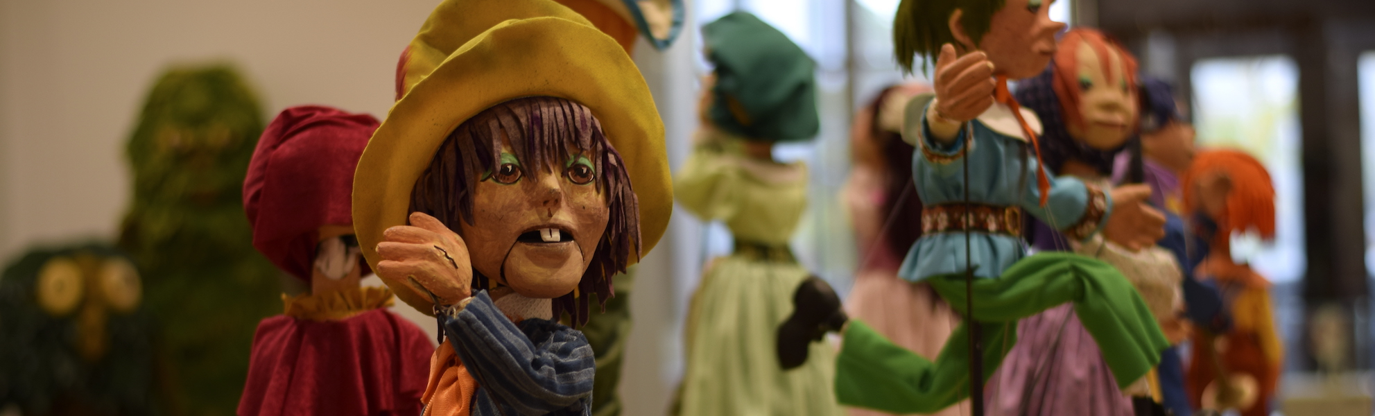 Volunteers - Center for Puppetry Arts